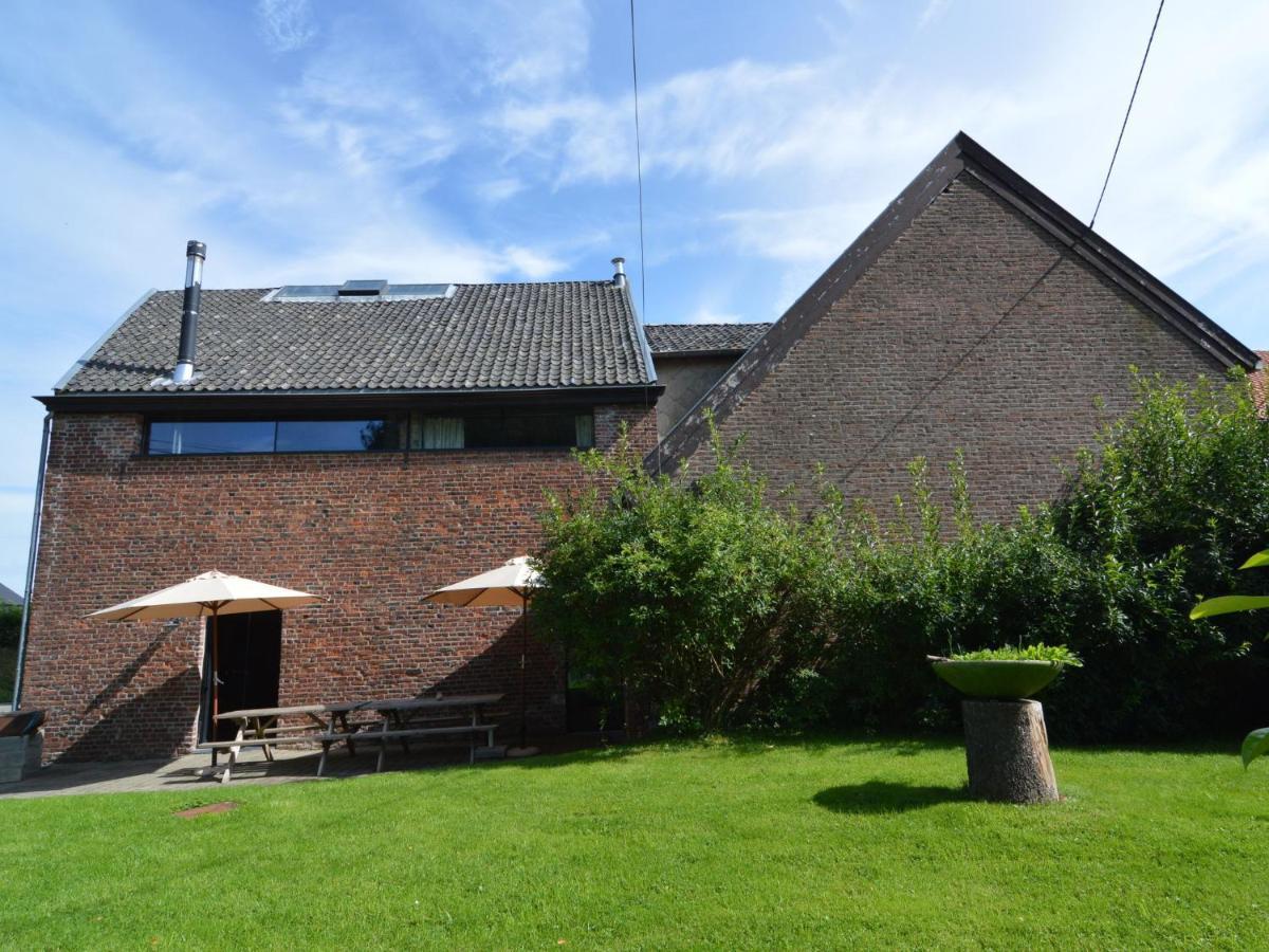 Spacious House In A Farm Located In The Bucolic Teuven Экстерьер фото